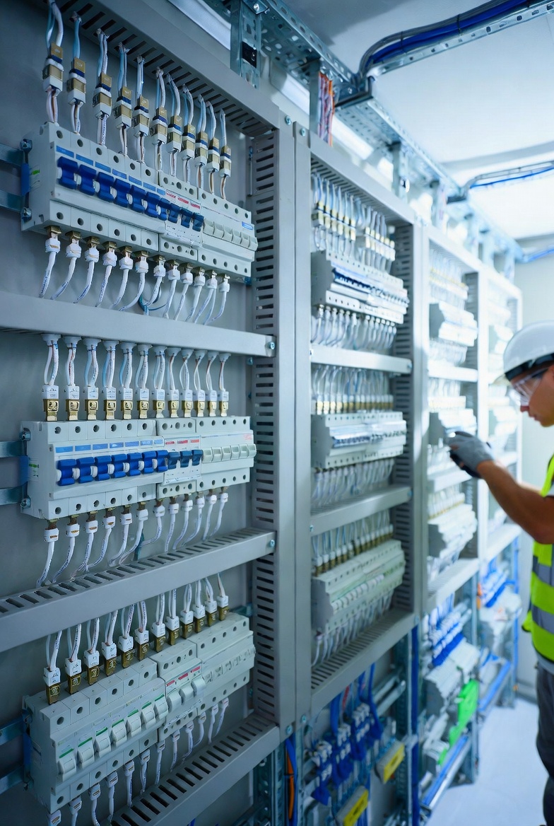 Low Voltage Power Distribution