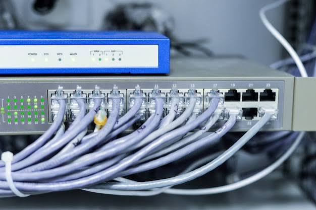 Active networking equipment